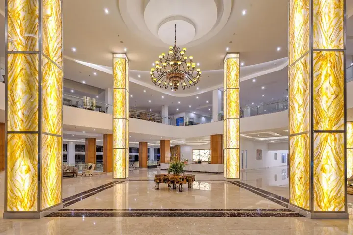 Чипанас: Le Eminence Puncak Hotel Convention & Resort