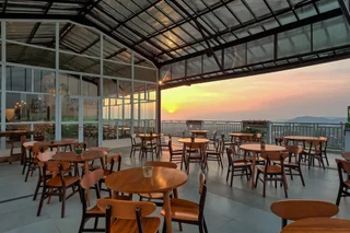 Чипанас: Le Eminence Puncak Hotel Convention & Resort
