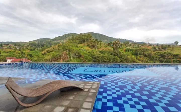 Чипанас: Le Eminence Puncak Hotel Convention & Resort