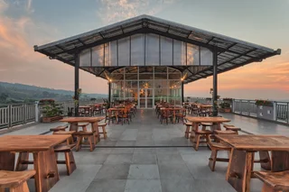 Чипанас: Le Eminence Puncak Hotel Convention & Resort