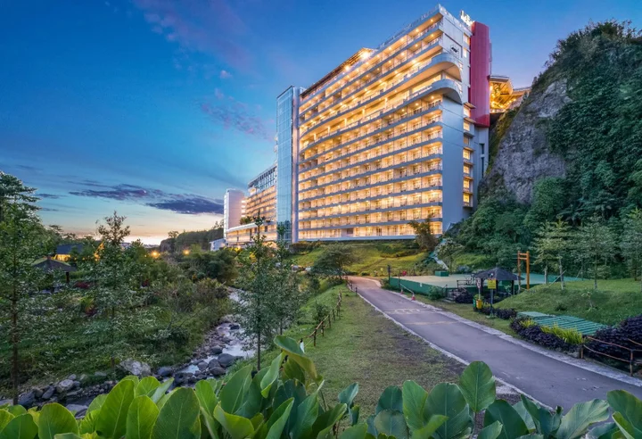 Чипанас: Le Eminence Puncak Hotel Convention & Resort