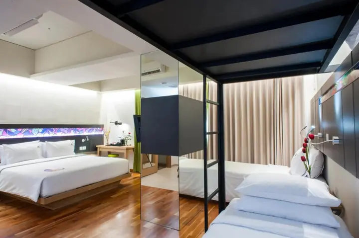 Сурабая: MaxOneHotels at Dharmahusada - Surabaya