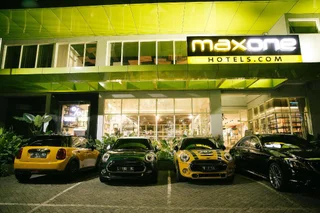 Сурабая: MaxOneHotels at Dharmahusada - Surabaya