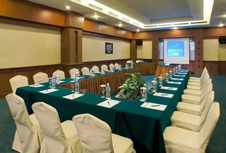 Батам: AP Premier Batam