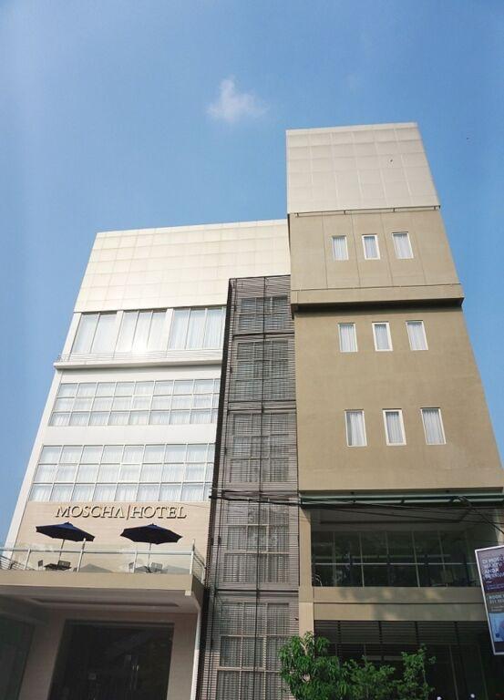 Сурабая: Moscha Hotel Surabaya