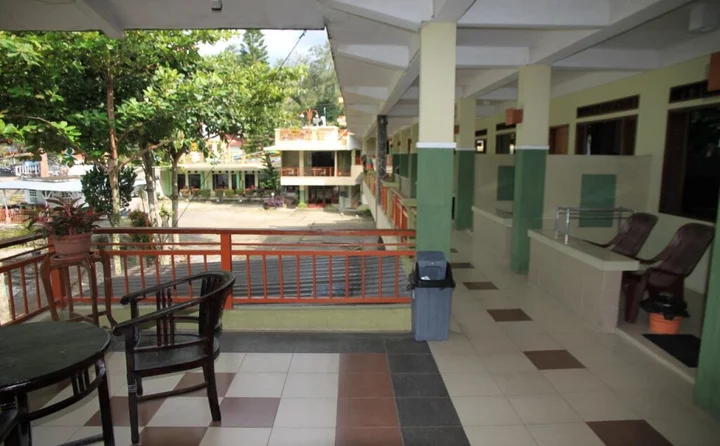 Озеро Тоба: Hotel Pandu Lakeside Parapat