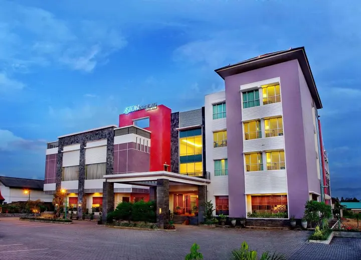 Танджунг: Aston Tanjung City Hotel