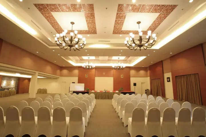 Танджунг: Aston Tanjung City Hotel