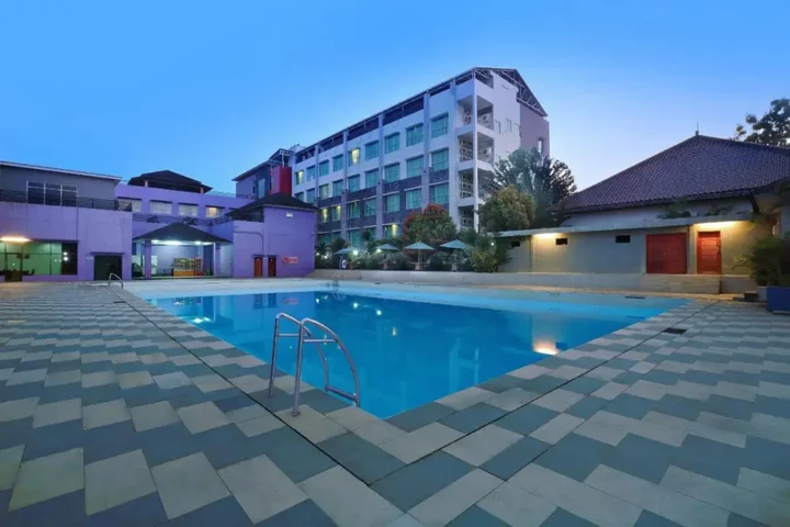Танджунг: Aston Tanjung City Hotel