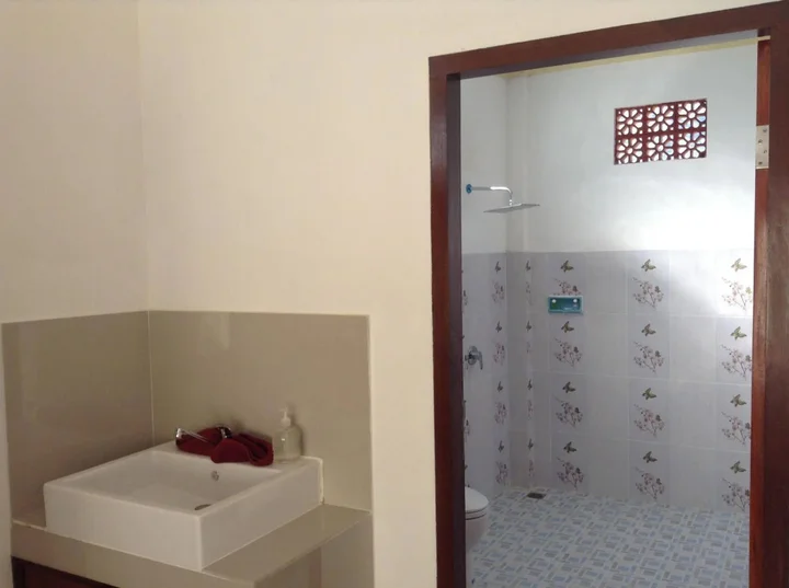 Бунутан: Sahera Hotel