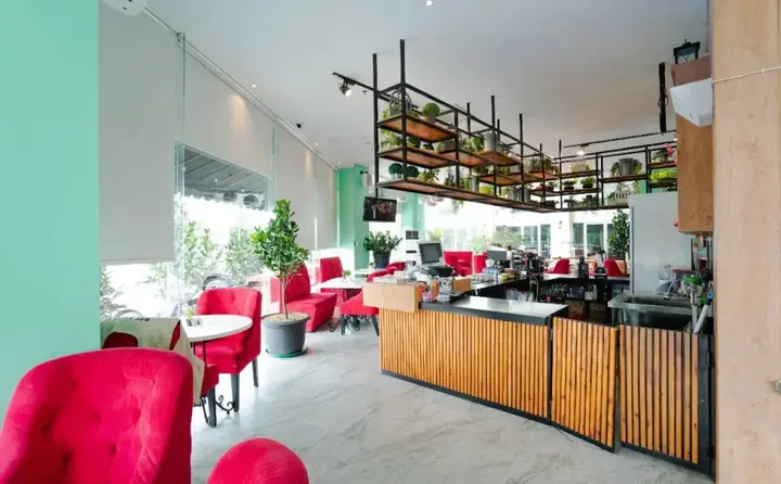 Петумбак: The Crew Hotel Kualanamu International Airport
