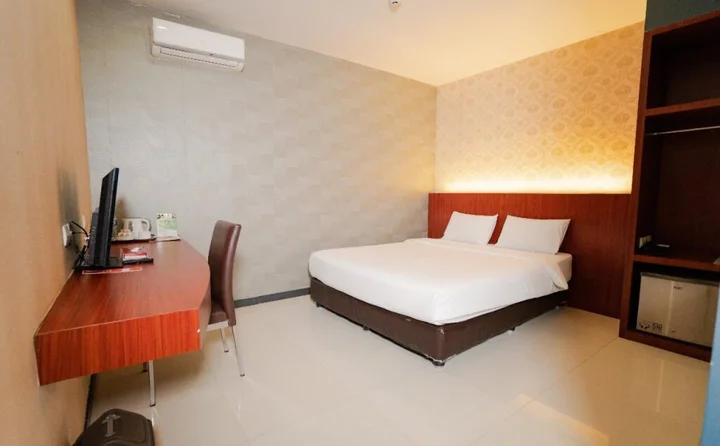 Петумбак: The Crew Hotel Kualanamu International Airport