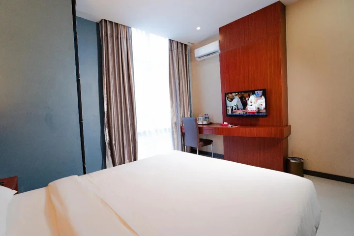 Петумбак: The Crew Hotel Kualanamu International Airport