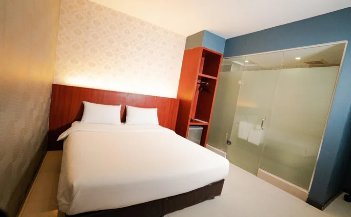 Петумбак: The Crew Hotel Kualanamu International Airport