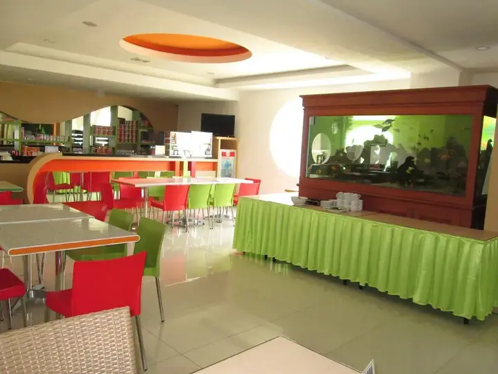 Маланг: Dewarna Sutoyo Malang