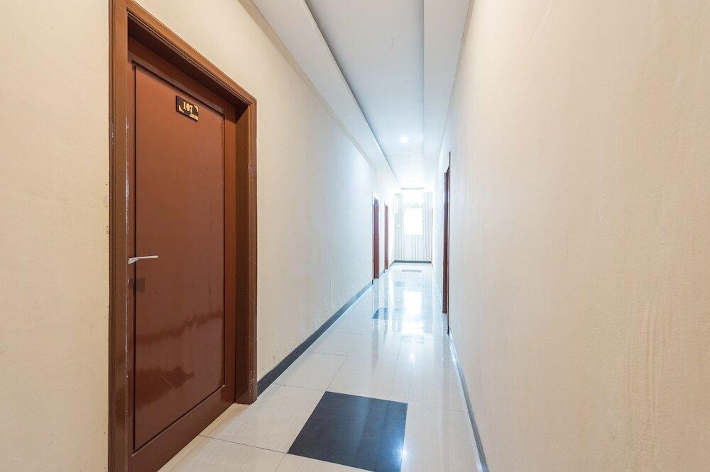 Палу: Airy Tatura Emmy Saelan 33 Palu