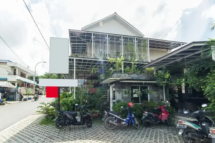 Батам: Airy Nagoya Sriwijaya 119 Batam
