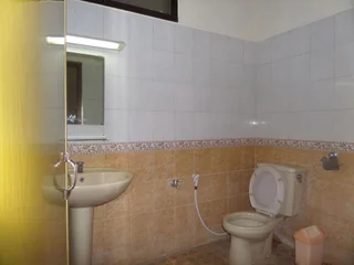 Маланг: Hotel Armi