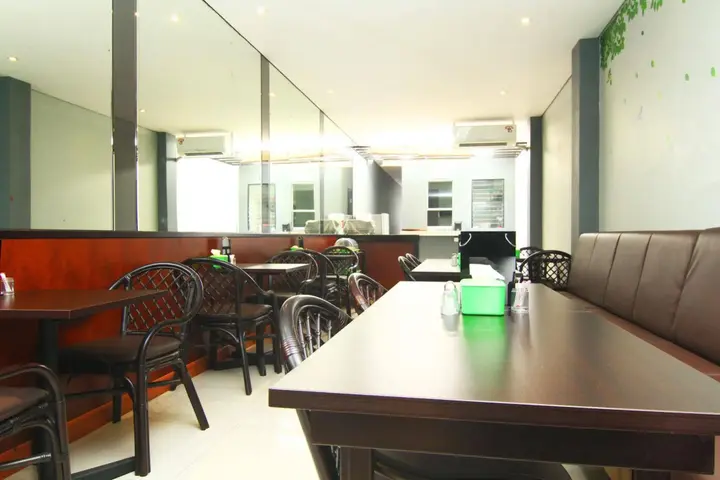 Сурабая: Airy Citraland International Surabaya