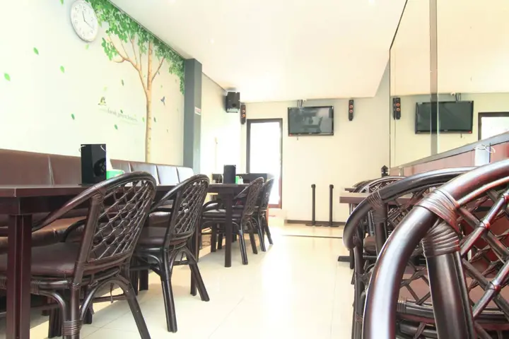 Сурабая: Airy Citraland International Surabaya