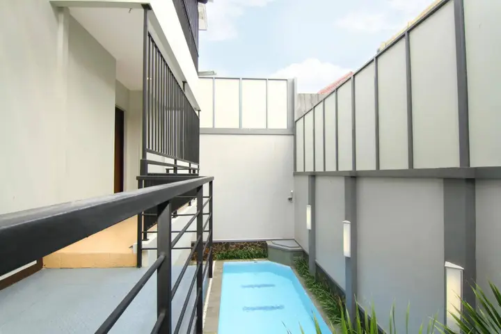 Сурабая: Airy Citraland International Surabaya