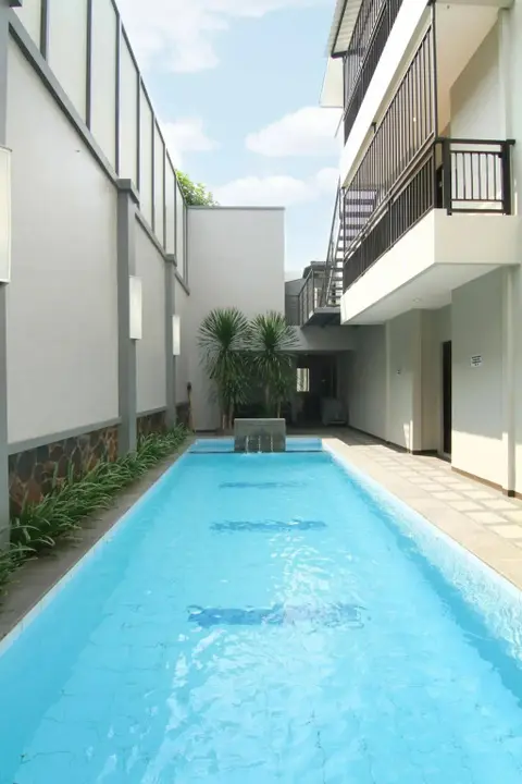 Сурабая: Airy Citraland International Surabaya