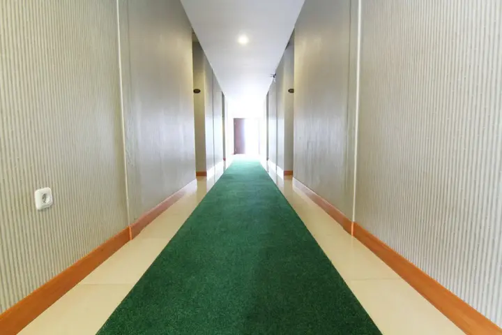 Сурабая: Airy Citraland International Surabaya