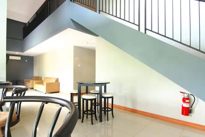 Сурабая: Airy Citraland International Surabaya