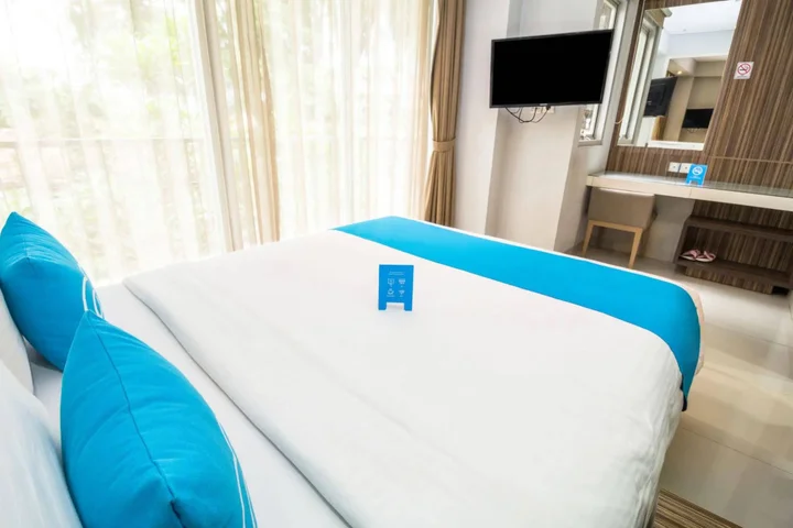 Джакарта: Airy Blok M Sampit