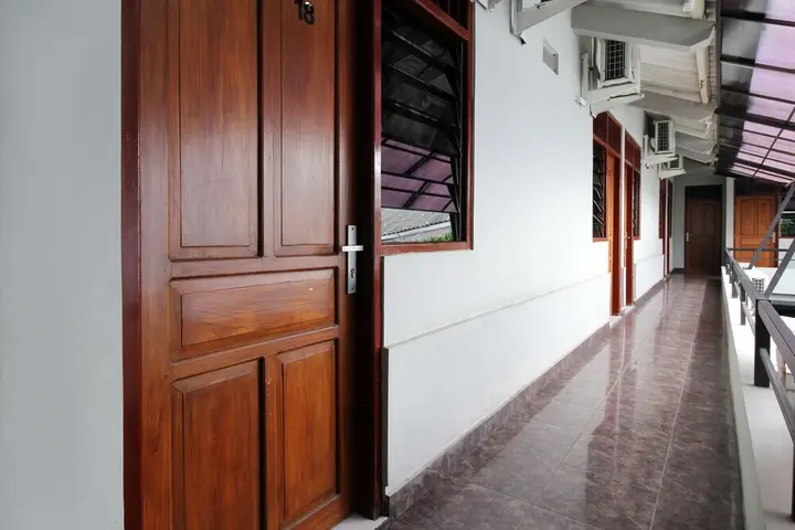 Депок: Airy Eco Sleman Selokan Mataram 96 Yogyakarta