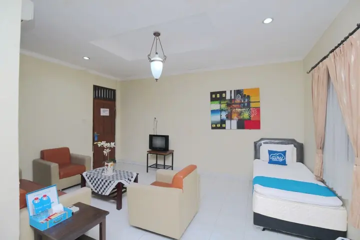 Депок: Airy Eco Sleman Selokan Mataram 96 Yogyakarta