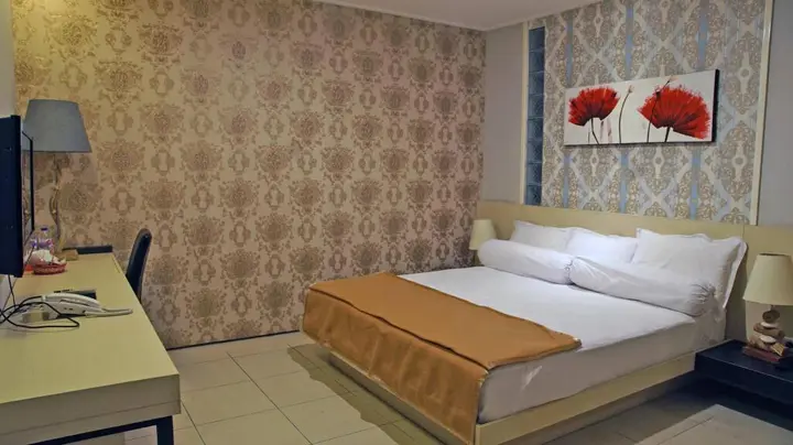 Сурабая: RedDoorz Near Ciputra World