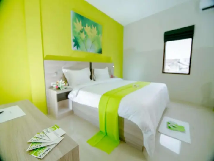 Сукабуми: Fresh Hotel