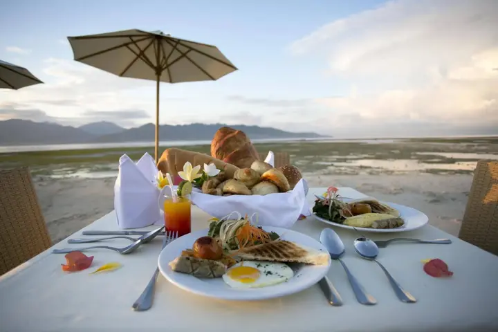 Гили Аир: Hotel Ombak Paradise