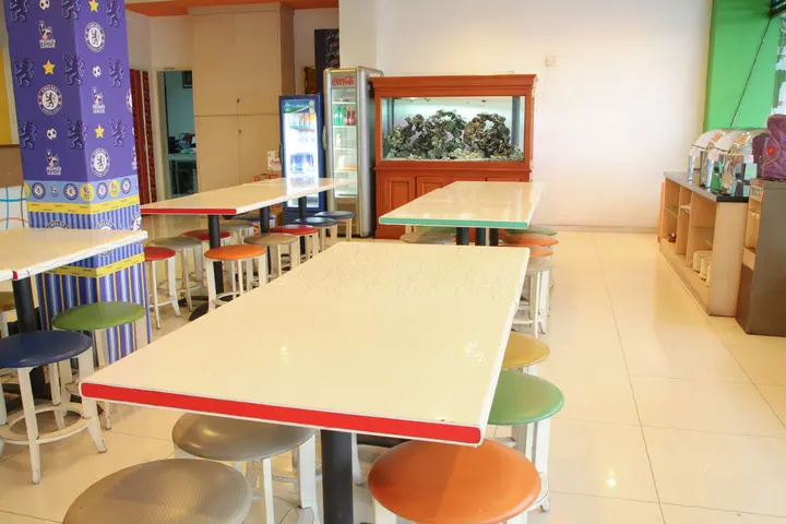 Маланг: Airy Alun Alun Malang Zainul Arifin 55