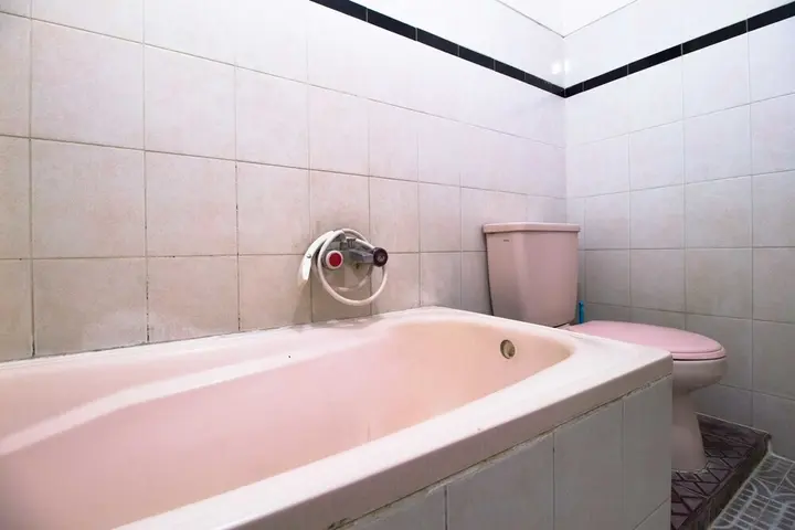 Сурабая: RedDoorz Dukuh Kupang