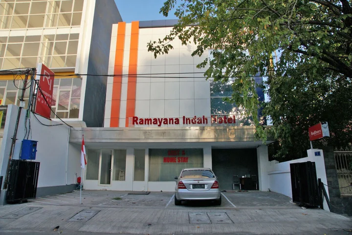 Сурабая: RedDoorz @ Panglima Sudirman