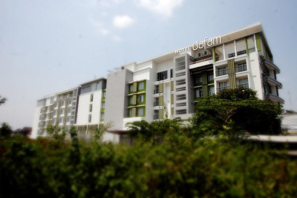 Депок: Hotel Dafam Fortuna Seturan