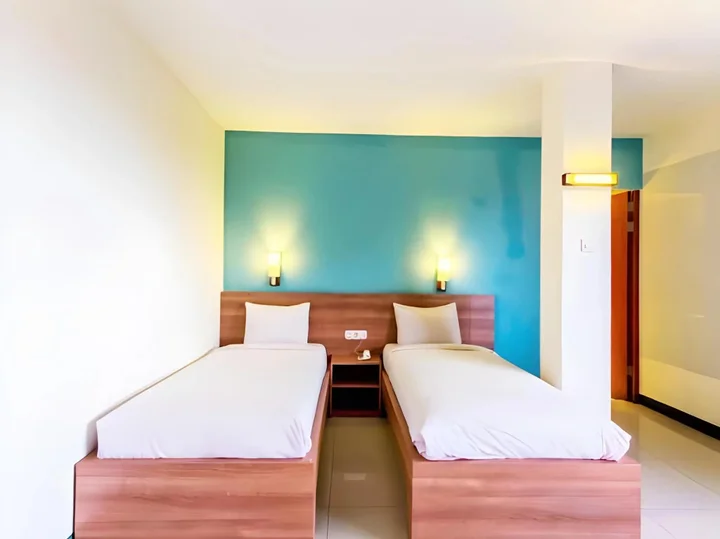Бандунг: New Moonlight Hotel