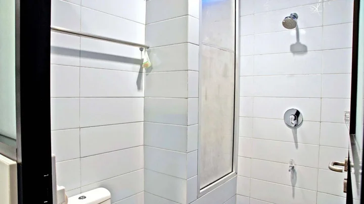 Сурабая: RedDoorz Kupang Baru