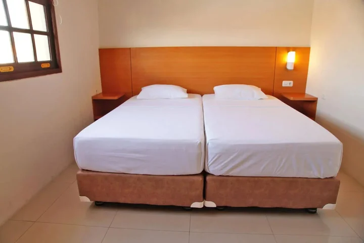 Сурабая: RedDoorz Kupang Baru