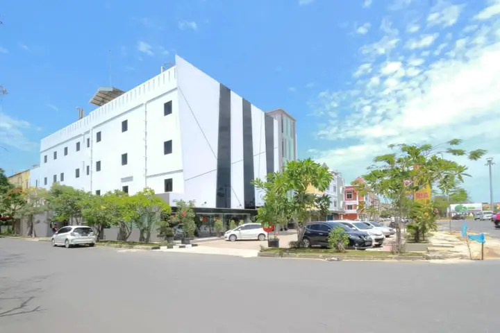Батам: Airy Anugrah Fisabilillah Batam
