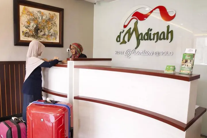 Суракарта: D'Madinah Residence Syariah Hotel Solo