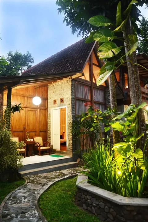 Пакем: The Riverside Javanese Cottages