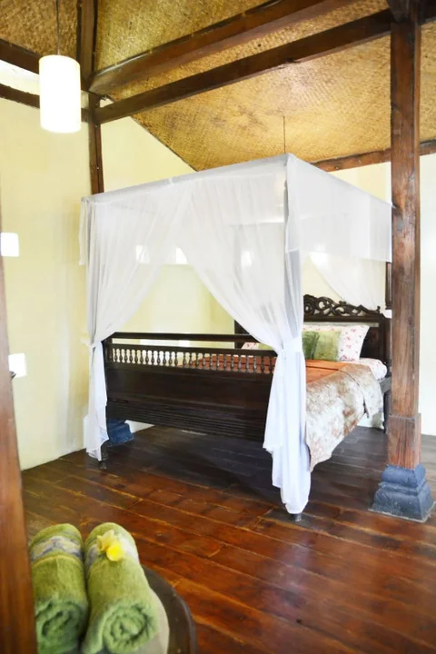 Пакем: The Riverside Javanese Cottages