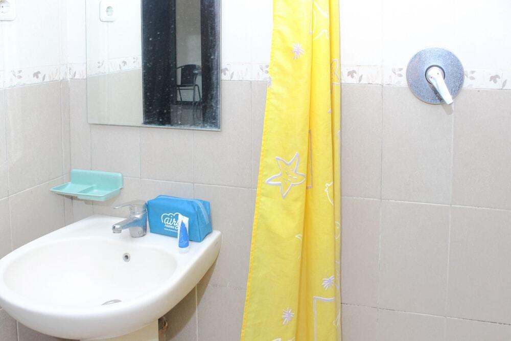 Сурабая: Airy Gubeng Kertajaya Delapan 15 Surabaya