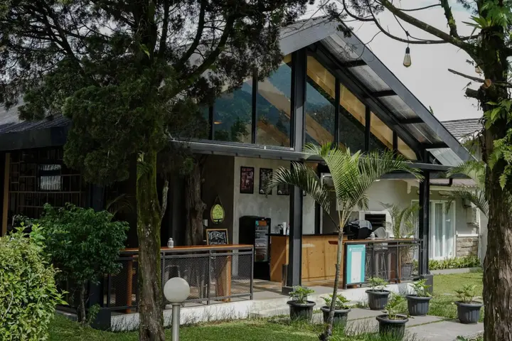 Сизаруа: Ariandri Hotel & Resort 