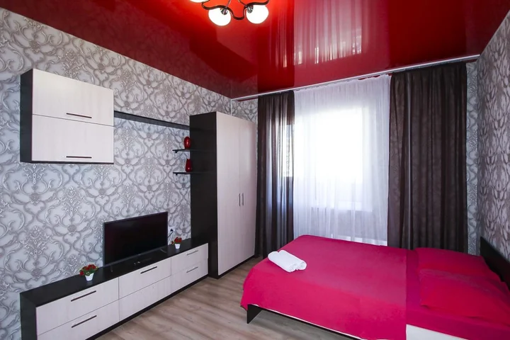 Сургут: Usoltseva 30 /463 Apartments