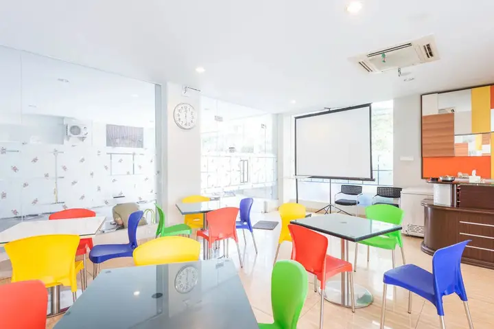 Сурабая: Airy Gubeng Pojok 3 Grand City Surabaya