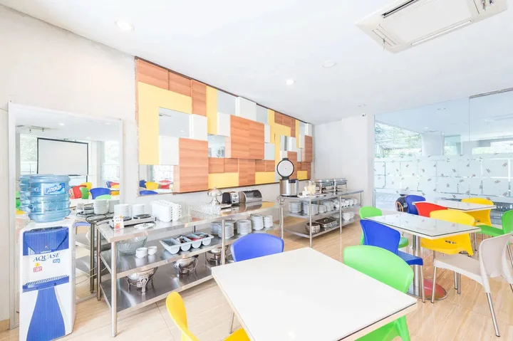 Сурабая: Airy Gubeng Pojok 3 Grand City Surabaya